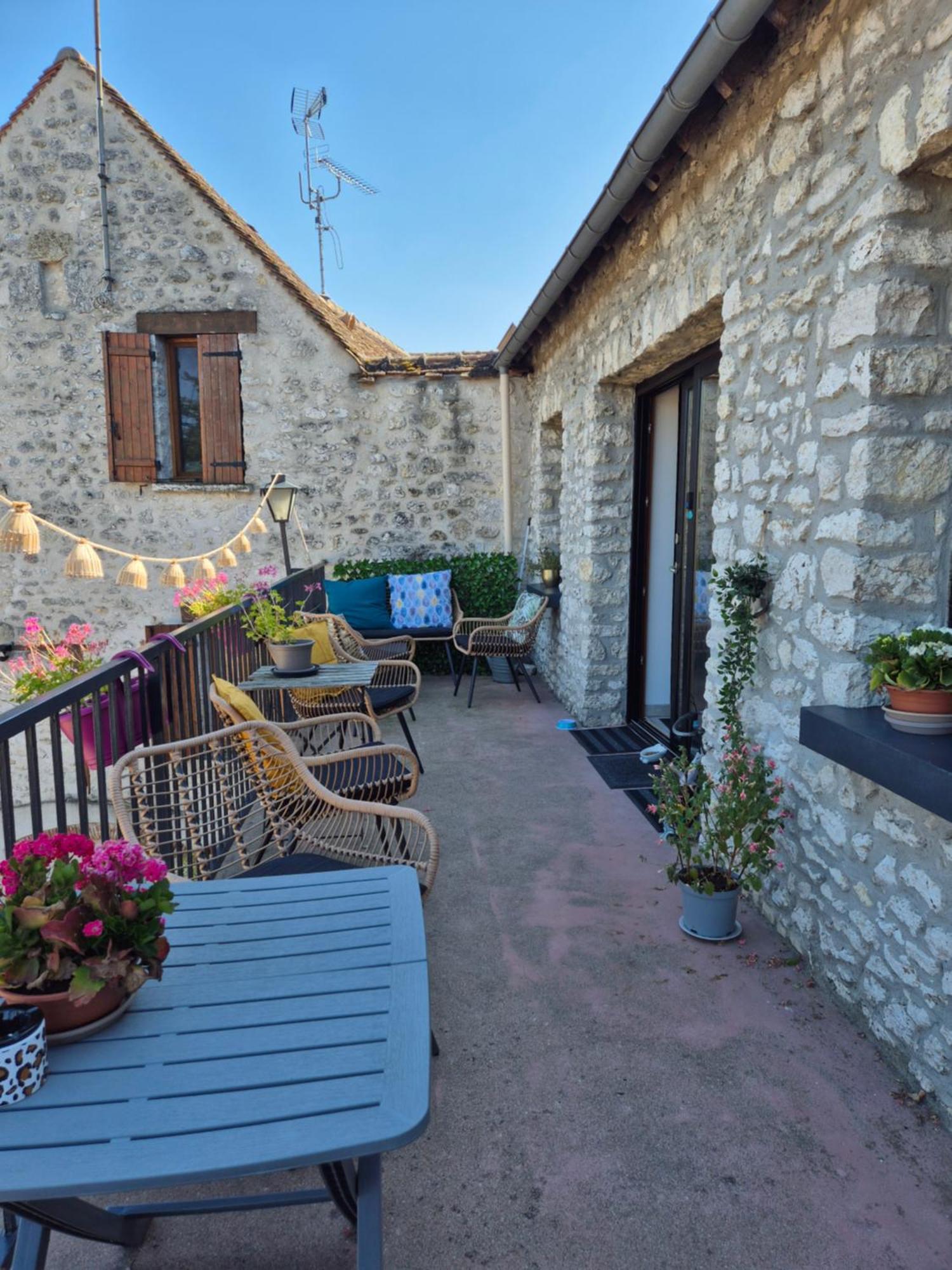 L'Eden Cache Beaune-la-Rolande Exterior foto
